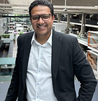 Arooj Humayun - L'Oréal